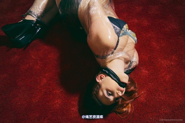 limitedaudience - 2012 ivory clingfilmed 第 8 张图片