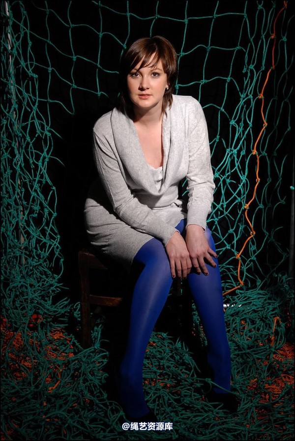 simplytied - Netted in blue tights 第 4 张图片