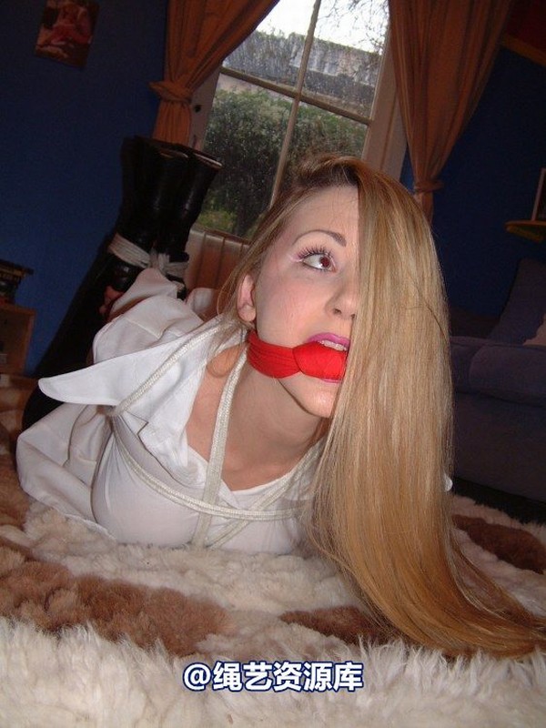 bondagebob - Chanta Rose 70s and leather hogtie 1 第 15 张图片