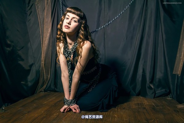 limitedaudience - 2014 fay lady in chains 第 15 张图片