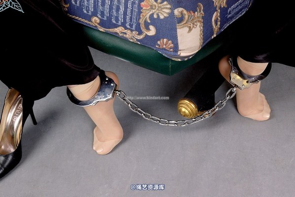 丽柜美束 - 2006-02-18 第 26 张图片