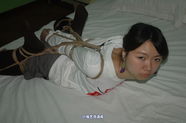唯美之家 - 2010-10-22冉冉学生制服 第 5 张图片