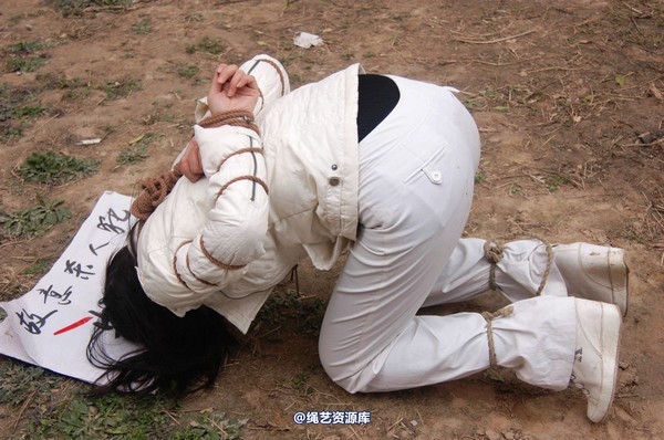 mj影视 - 安娜刑场2013-04-13 第 175 张图片