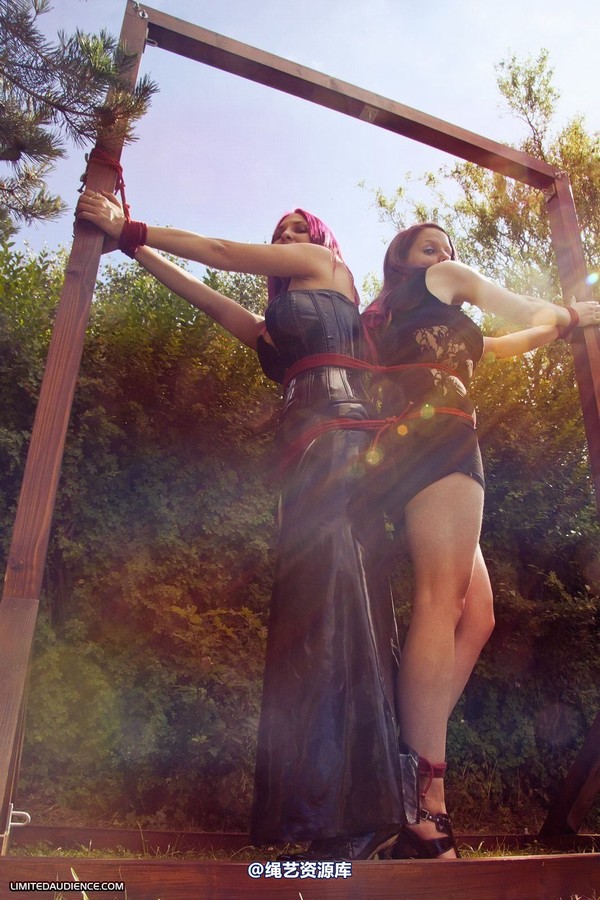 limitedaudience - 2012 elyssia violet reign two for one 3 第 22 张图片