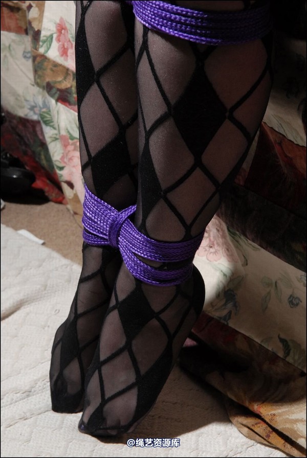 simplytied - Jinx in fashion tights 第 24 张图片