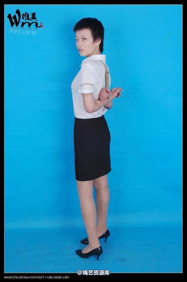 唯美之家 - 09-8-4嫣蓉制服 第 37 张图片