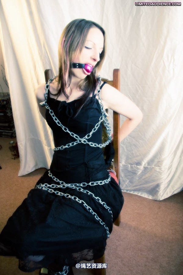 limitedaudience - 2009 pepsi waiting in chains 第 16 张图片