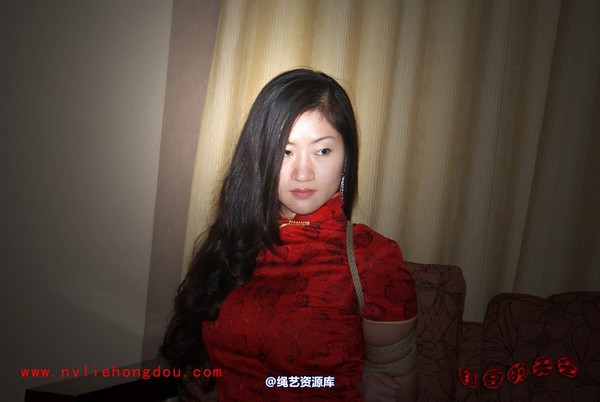 红豆的天空 - 09红豆旗袍装 孤寂的美 第 22 张图片