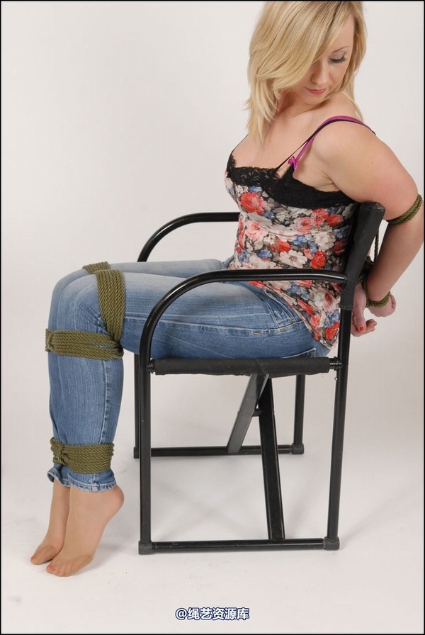 simplytied - Nice in Jeans 第 32 张图片