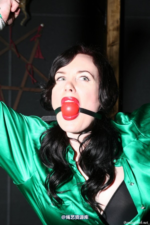bondagebob - Morrigan In the spotlight 第 75 张图片