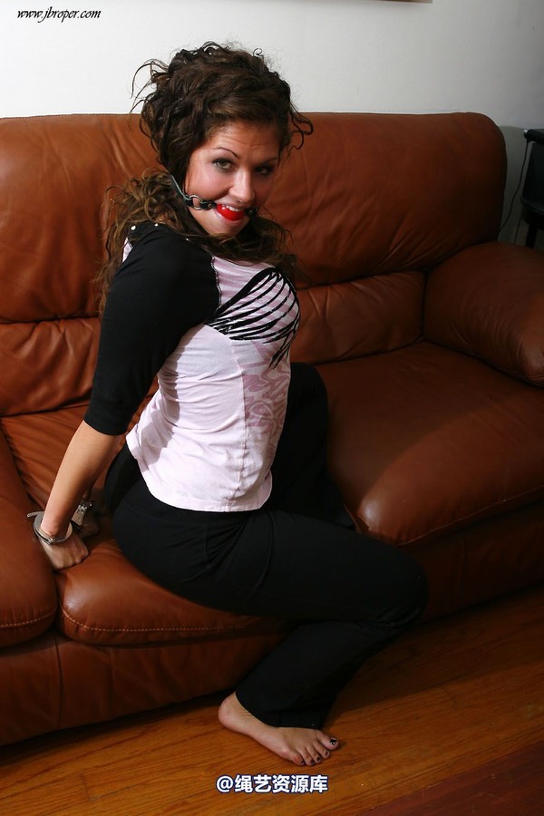 jbroper - Darling Nikki 2011-1 第 48 张图片