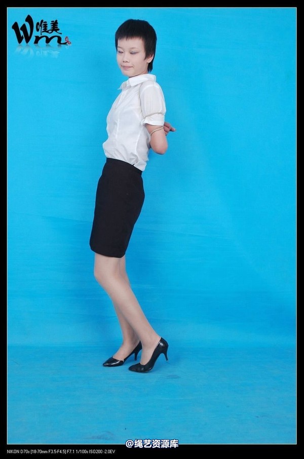 唯美之家 - 09-8-4嫣蓉制服 第 22 张图片