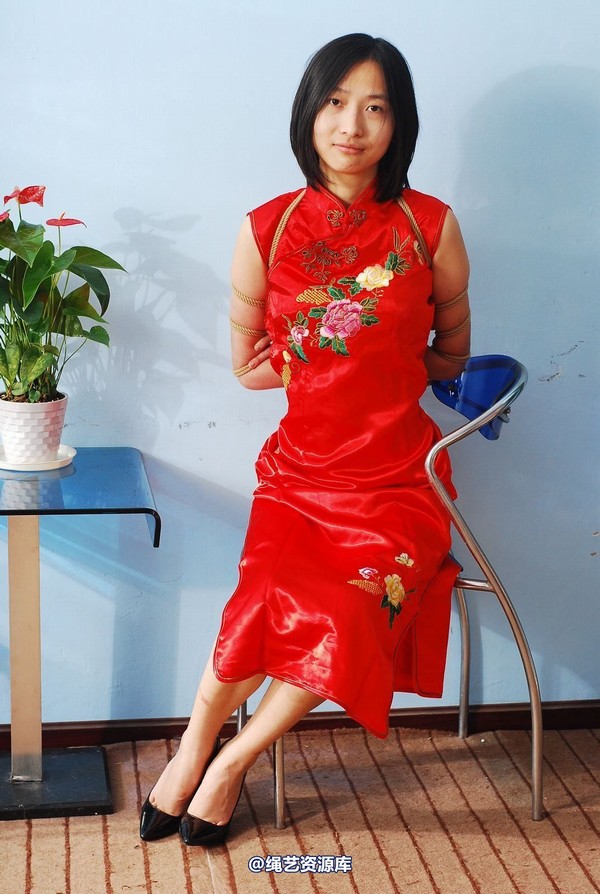 唯美之家 - 白雪试服装4 第 30 张图片