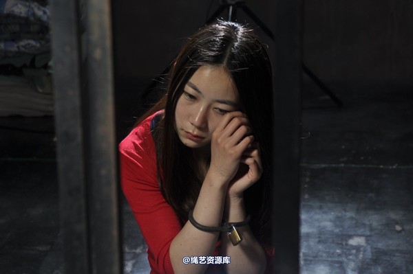 mj影视 - 车模梅晓雯 第 73 张图片