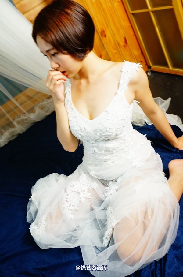dk13美束馆 - 9.16-小仙儿白婚纱-C130P 第 84 张图片