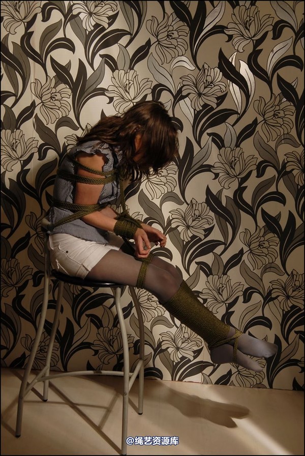 simplytied - Jinx in Grey 第 15 张图片