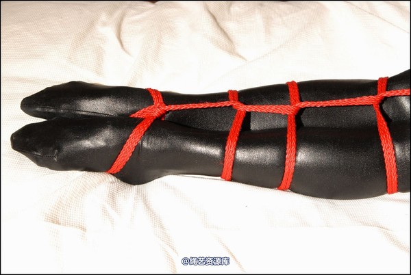 simplytied - Zentai tied 第 35 张图片