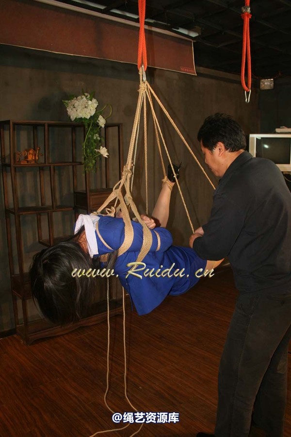 锐度主张 - 2008年第11期捆绑图（2.27）――蓝色制服 第 39 张图片