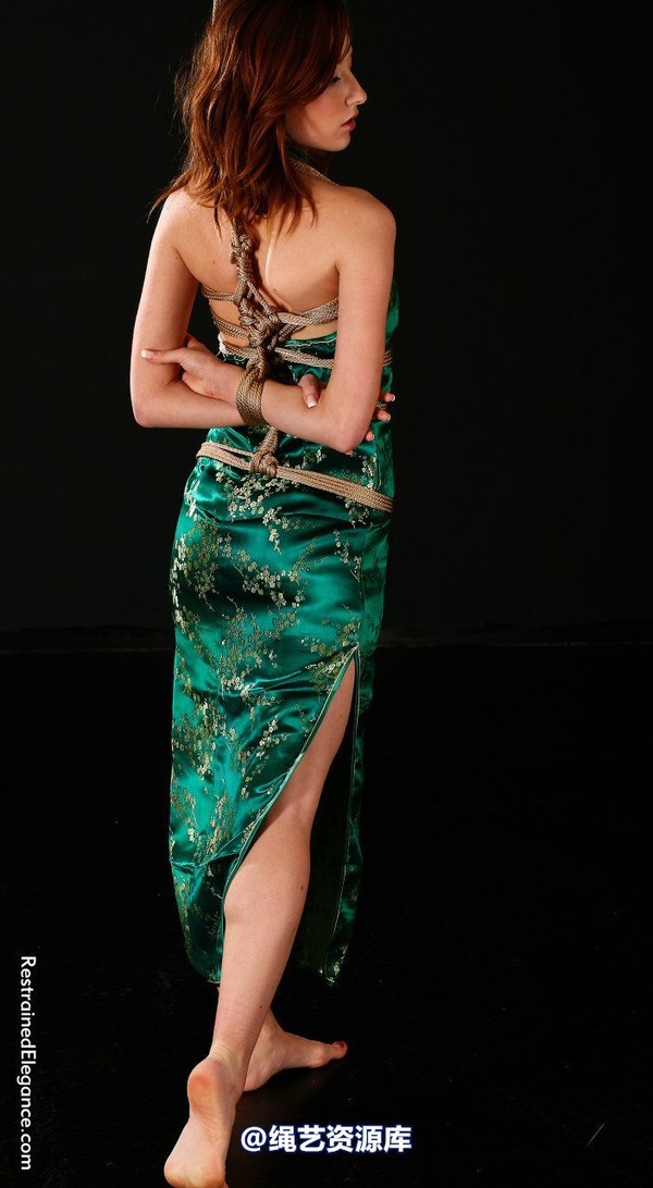 restrainedelegance - Green And Gold Part One 第 33 张图片