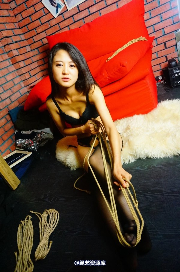 dk13美束馆 - 7.23-欢欢黑丝吊带E-113P 第 83 张图片
