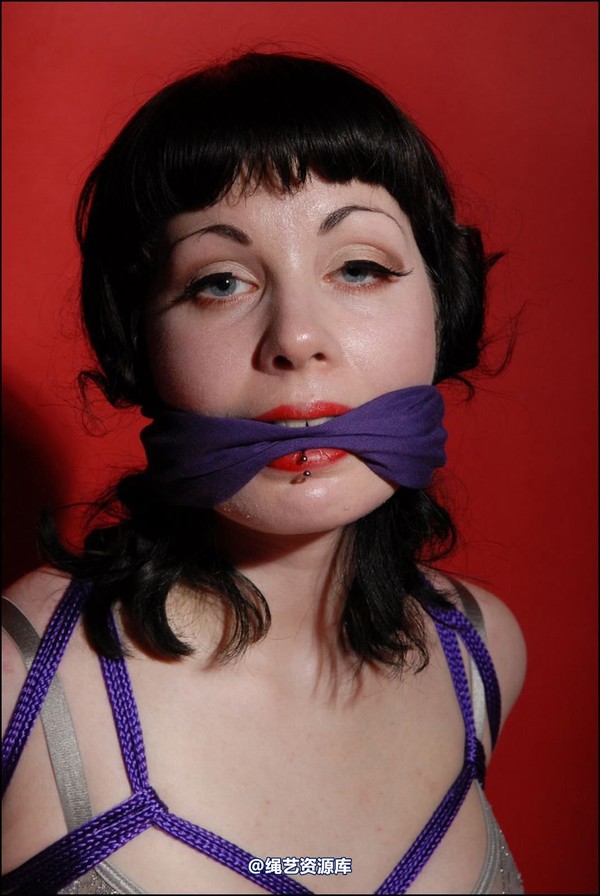 simplytied - On Red 第 26 张图片