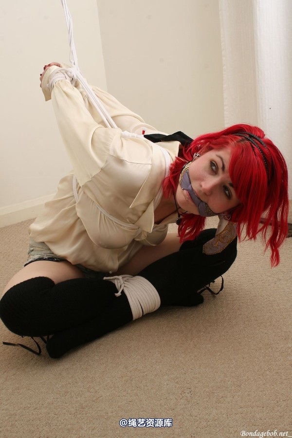 bondagebob - Emma J Black That pirate look! 第 59 张图片