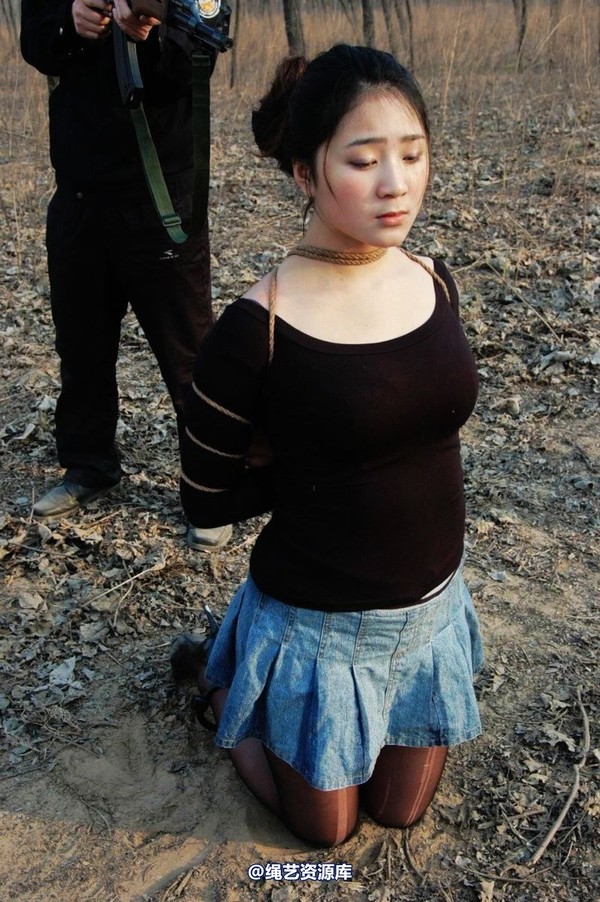 mj影视 - 2013-3-4陈沫踏青 黑丝美女最终的不归路 第 493 张图片