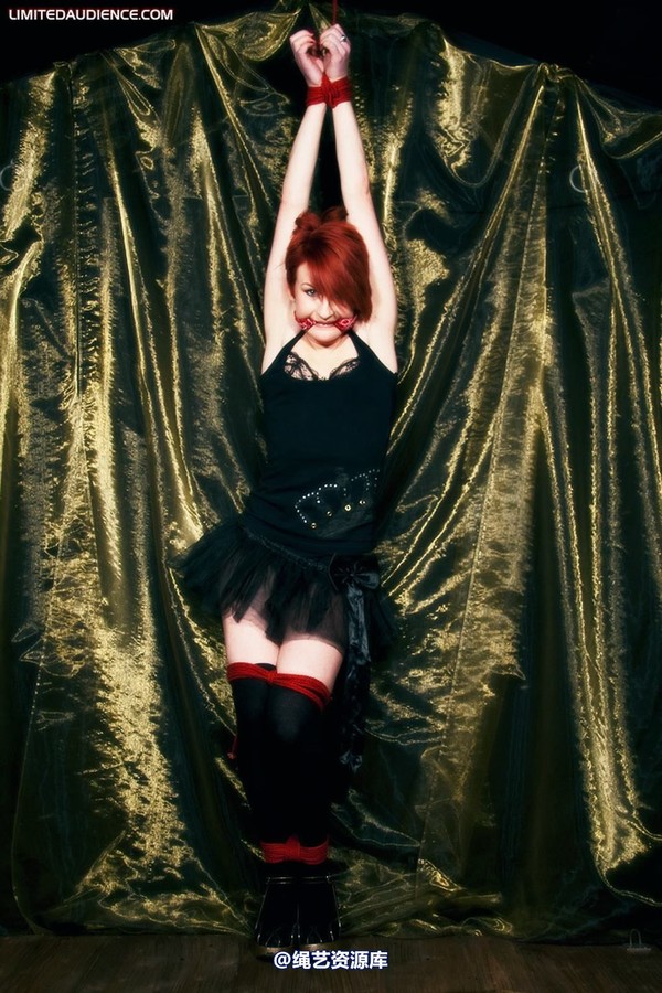 limitedaudience - 2010 madison rouge dangling helplessly 第 28 张图片