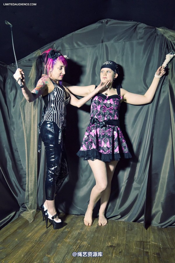 limitedaudience - 2012 beckykat loltaru domination 2 第 10 张图片