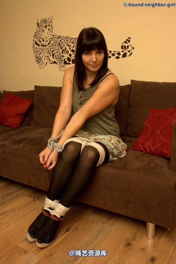 bound-neighbor-girl - Susan again tied at home 2 第 14 张图片