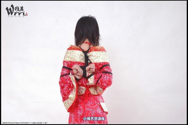 唯美之家 - 2008-11-20雯雯汉服 第 25 张图片
