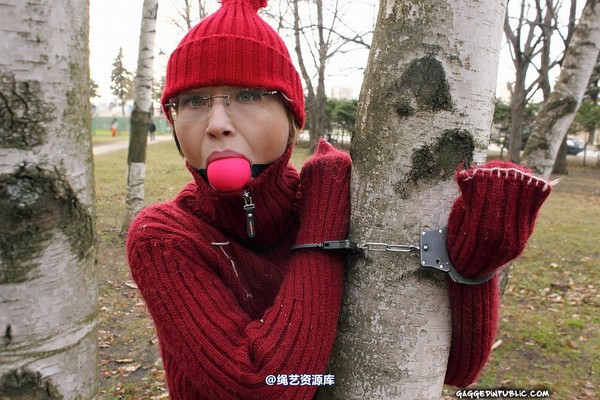 gaggedinpublic - gip334 第 101 张图片