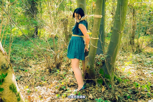 limitedaudience - 2014 stacey von in the forest 第 20 张图片
