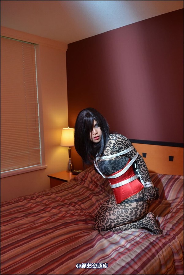 simplytied - Mitzi hogtied again 第 15 张图片