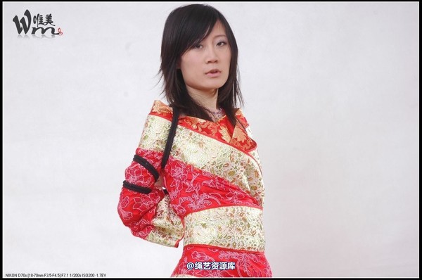 唯美之家 - 2008-11-20雯雯汉服 第 40 张图片