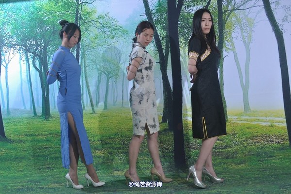 mj影视 - 三大模特争秀1 第 234 张图片