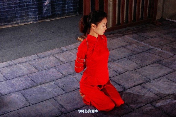 mj影视 - 倾心 玲珑女囚 第 218 张图片