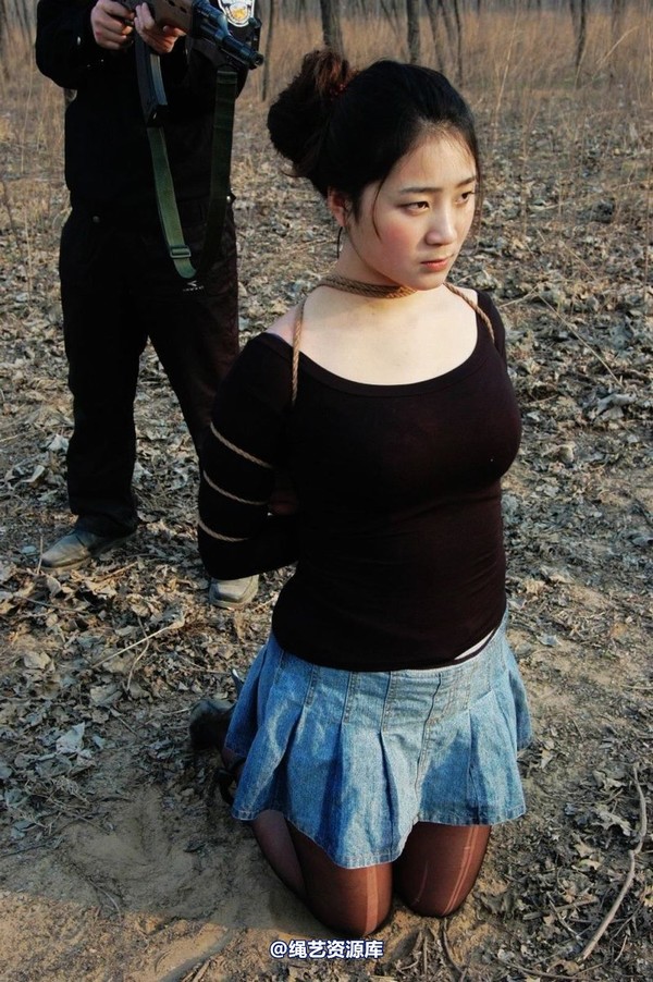 mj影视 - 2013-3-4陈沫踏青 黑丝美女最终的不归路 第 487 张图片