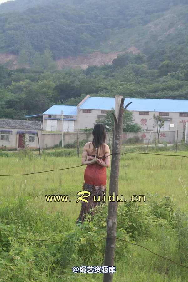 锐度主张 - 20070818第29期 宝宝草地漫舞图片 第 275 张图片