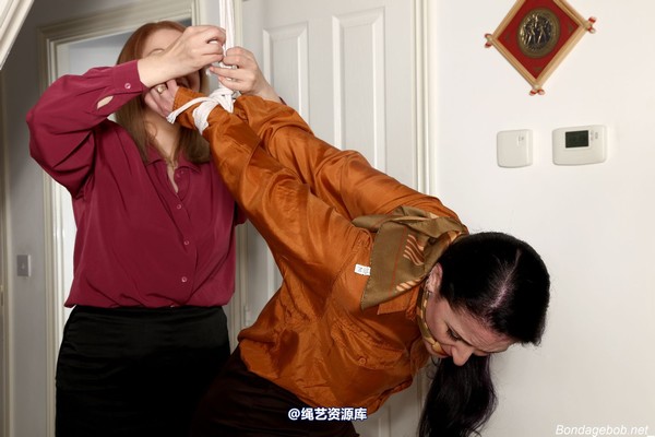 bondagebob - Caroline Pierce Punished 第 43 张图片