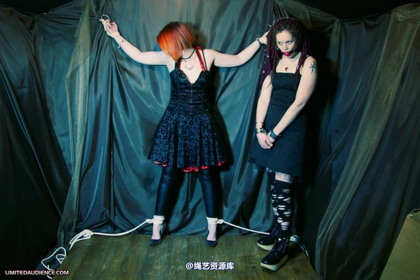 limitedaudience - 2011 beckykat six tied and chained 第 22 张图片