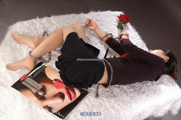 丽柜美束 - 2007-09-04 丝丝 第 28 张图片