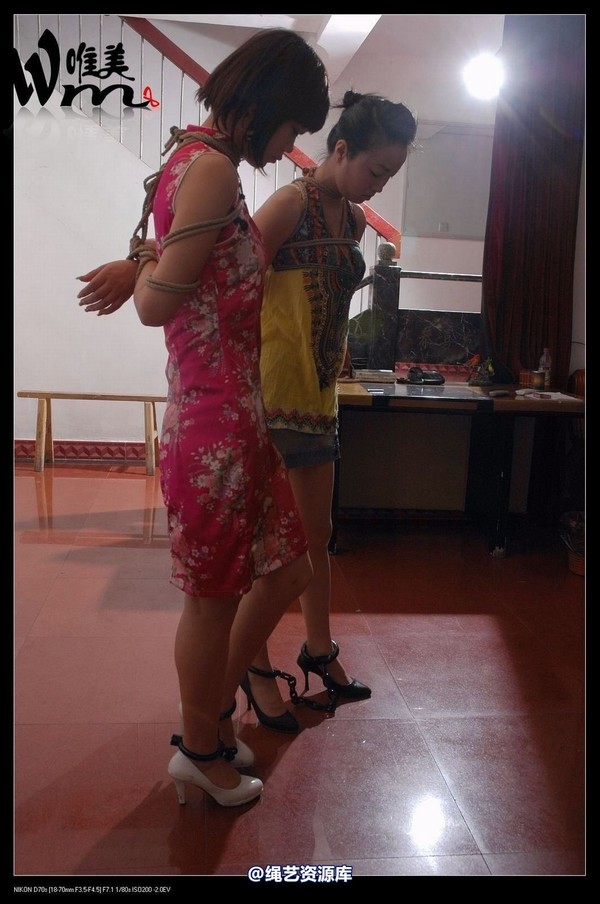 唯美之家 - 2009-6-12美女KB秀之姐妹旗袍 第 65 张图片