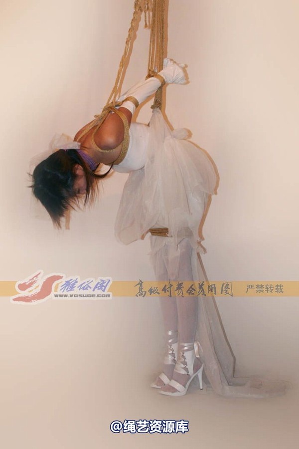 雅俗阁 - 20060531雪儿短款婚纱 第 42 张图片