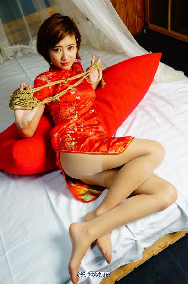 dk13美束馆 - 9.13-d小宝红旗袍-67P 第 29 张图片