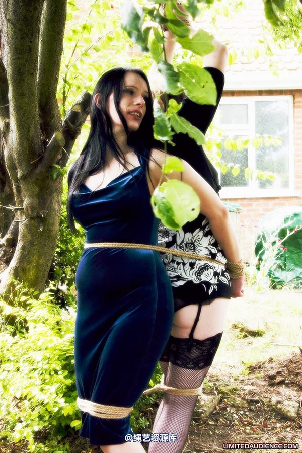 limitedaudience - 2009 nikki rebekka raynor nature bound 第 10 张图片