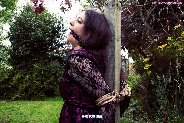 limitedaudience - 2010 catya helpless 2 第 31 张图片