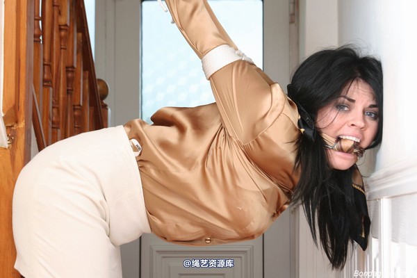 bondagebob - Monica Harris Strict Strappado 第 14 张图片