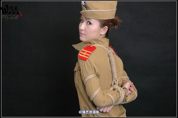 唯美之家 - 08-06-02新疆军装 第 333 张图片