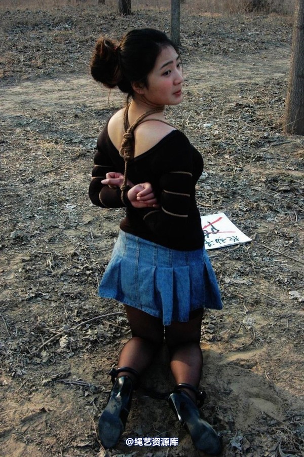 mj影视 - 2013-3-4陈沫踏青 黑丝美女最终的不归路 第 86 张图片